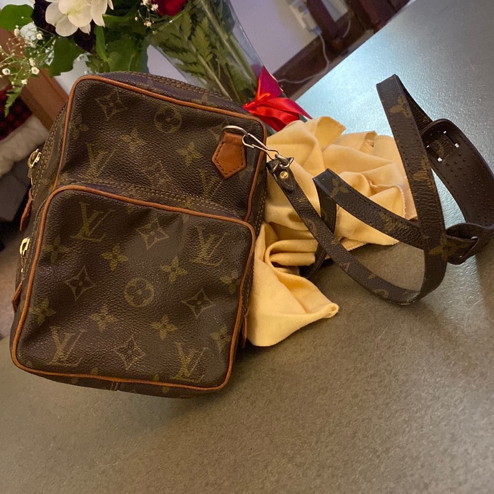 Louis Vuitton crossbody